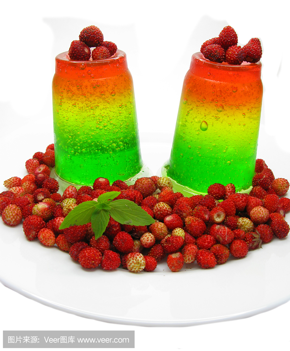 草莓水果果冻甜点